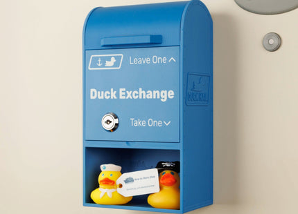 Locking Cruise Duck Exchange Mailbox